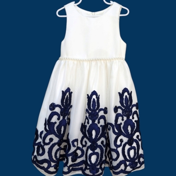 American Princess White /Navy Velvet Formal Dress 5 - Picture 2 of 9